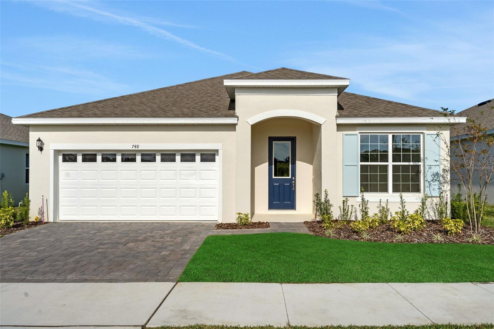 748 SUNSHOWER DR, LADY LAKE, FL