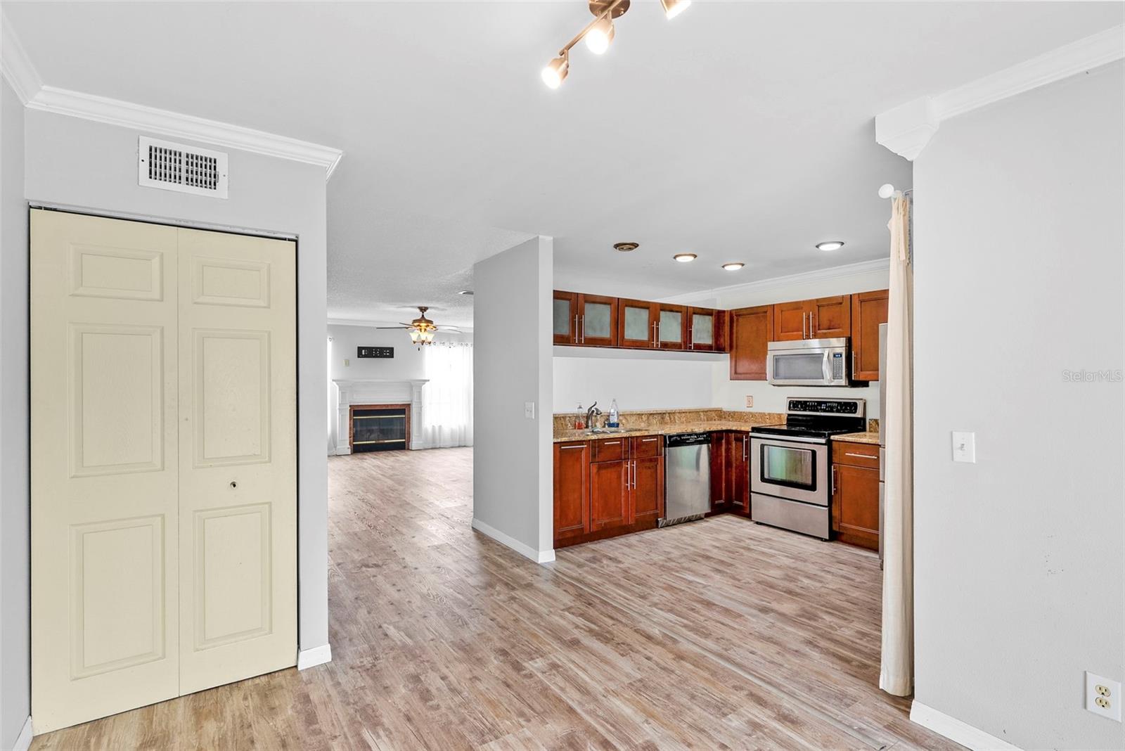 5314 ABINGER CT, TAMPA, FL — photo 13