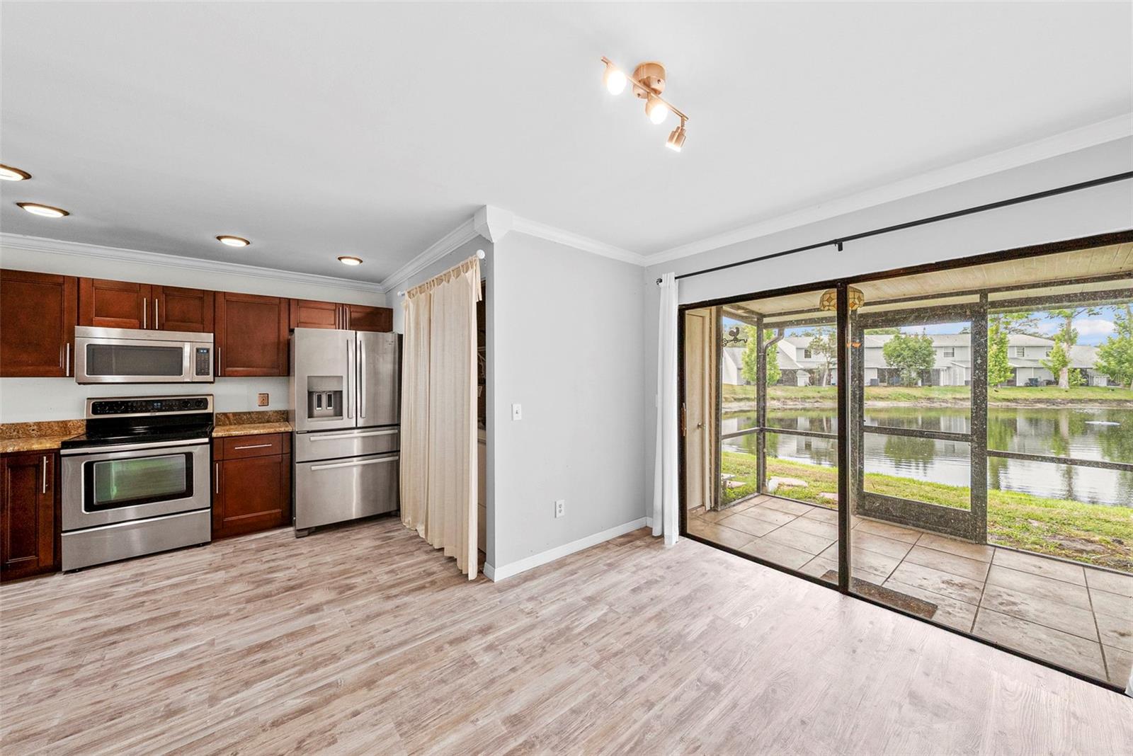 5314 ABINGER CT, TAMPA, FL — photo 14