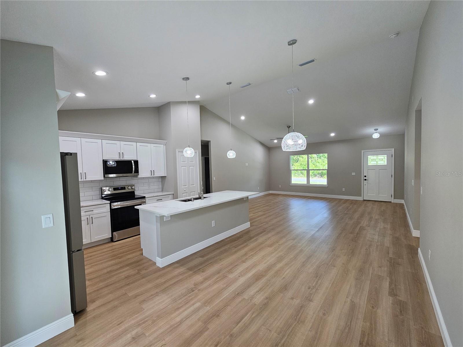6920 SE 123RD PL, BELLEVIEW, FL — photo 3