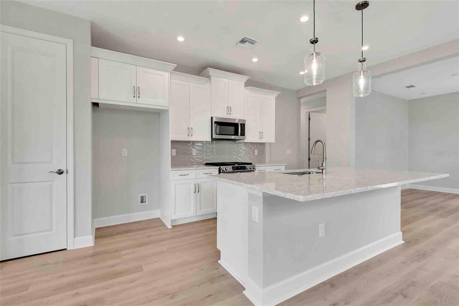 1459 SANTORINI WAY, TAVARES, FL — photo 43