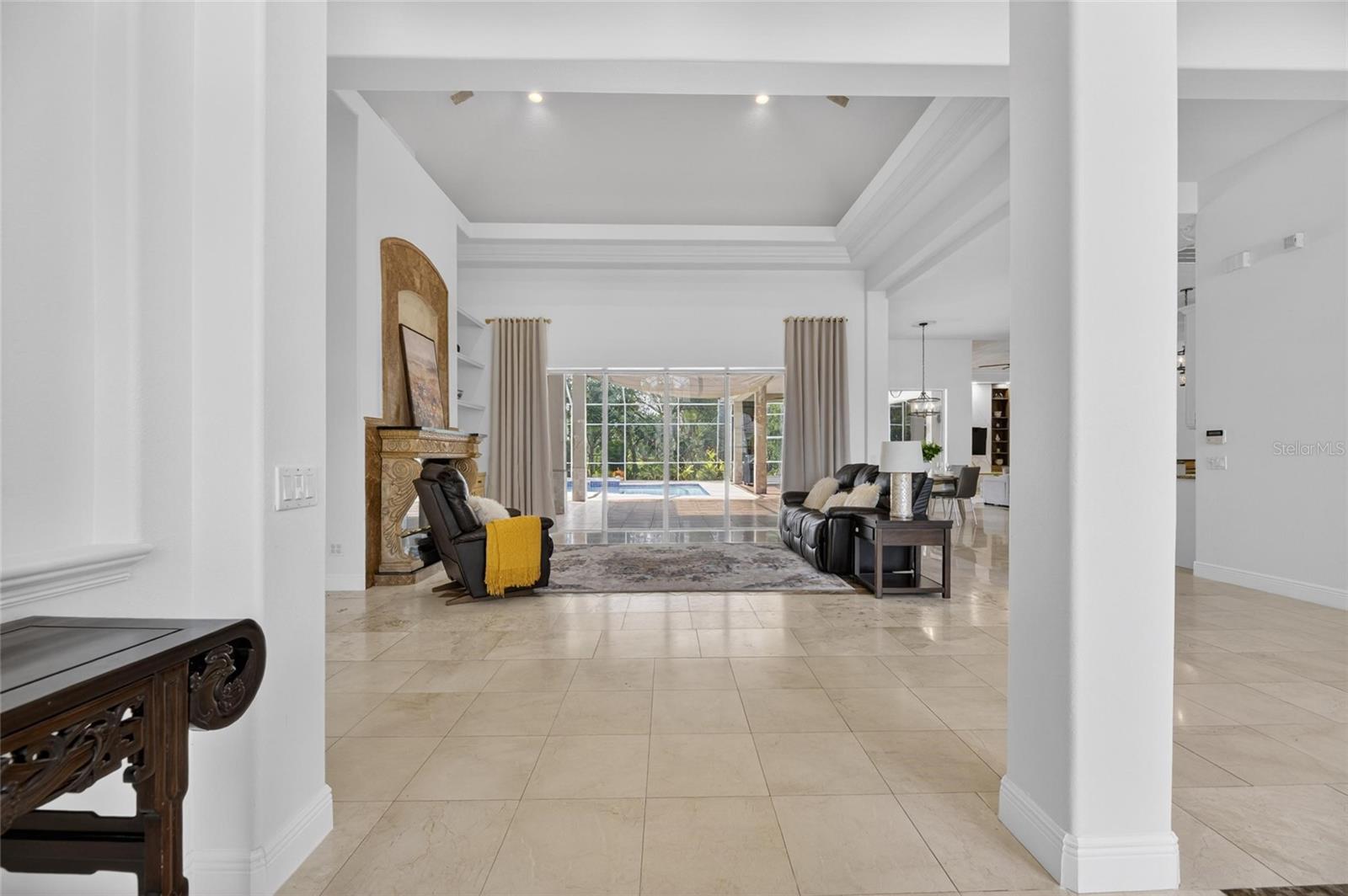 6353 W MACLAURIN DR, TAMPA, FL — photo 9