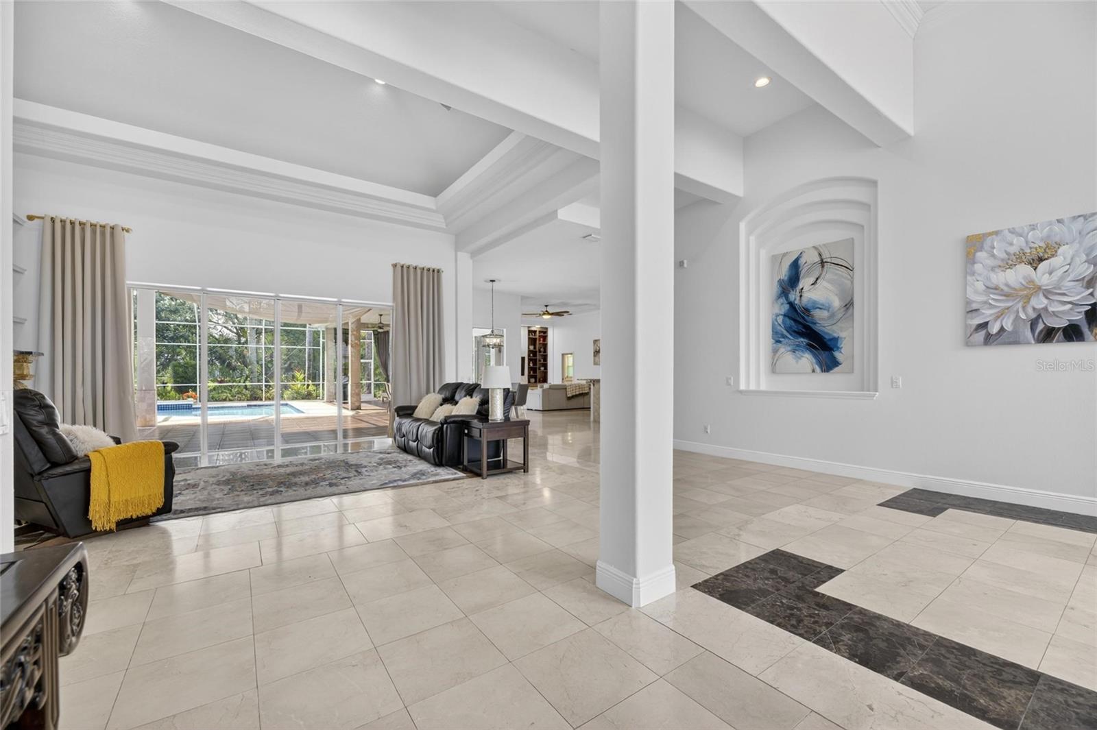 6353 W MACLAURIN DR, TAMPA, FL — photo 10
