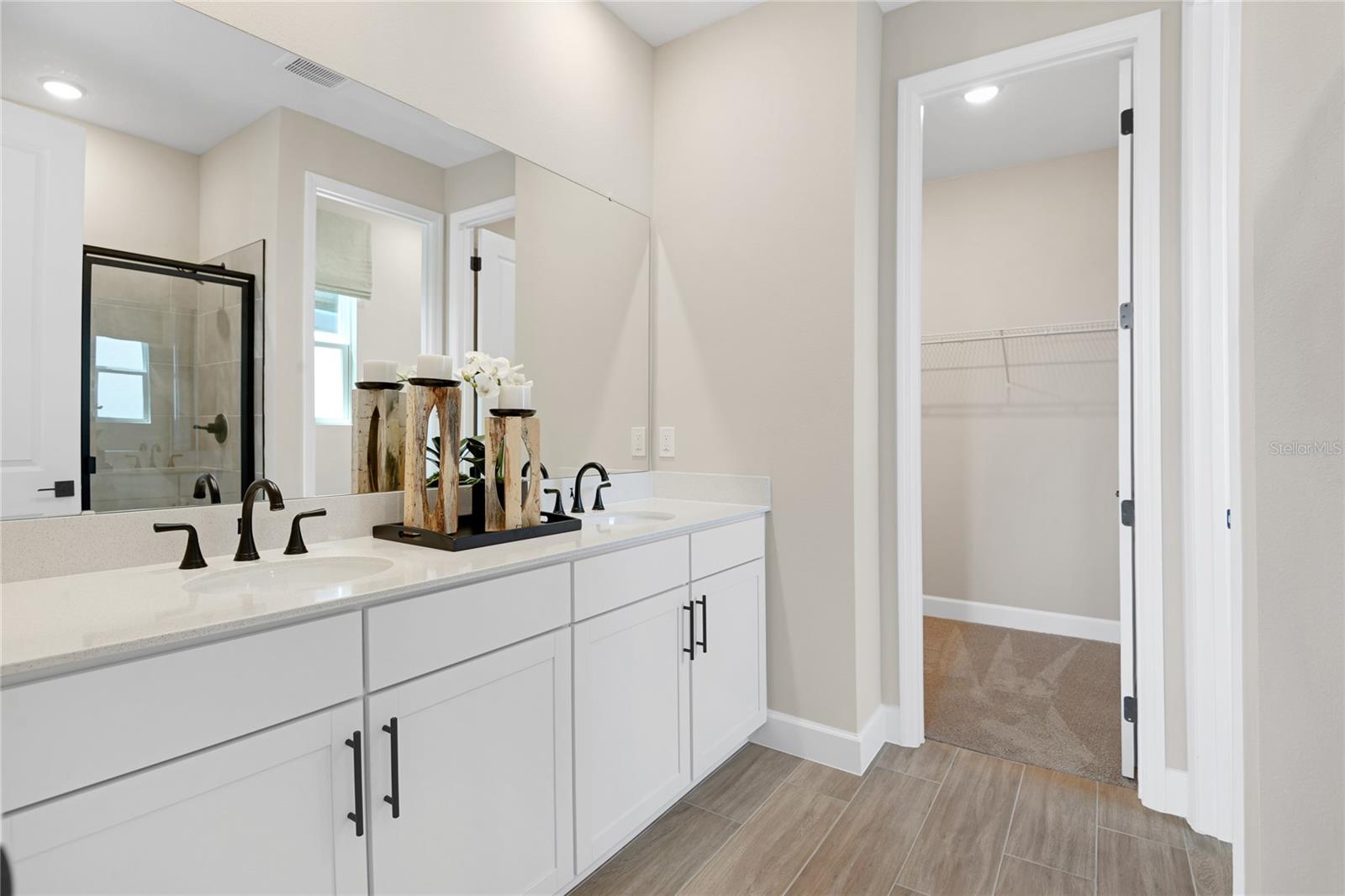 190 BLUE STAR CT, TAVARES, FL — photo 36