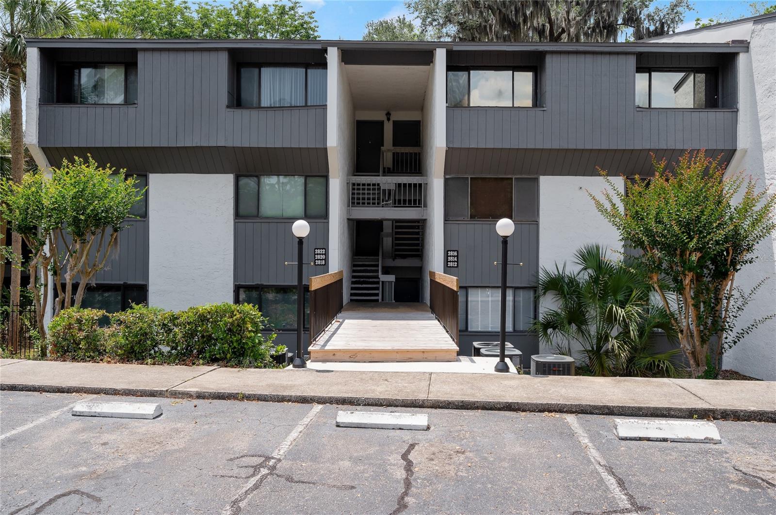 2818 SW 14TH DR #107, GAINESVILLE, FL — photo 3