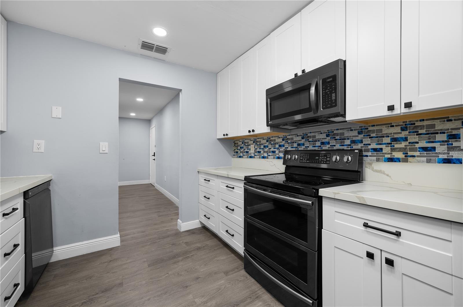 2818 SW 14TH DR #107, GAINESVILLE, FL — photo 15