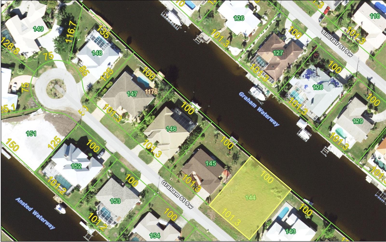 122 GRAHAM ST SW, PORT CHARLOTTE, FL — photo 2