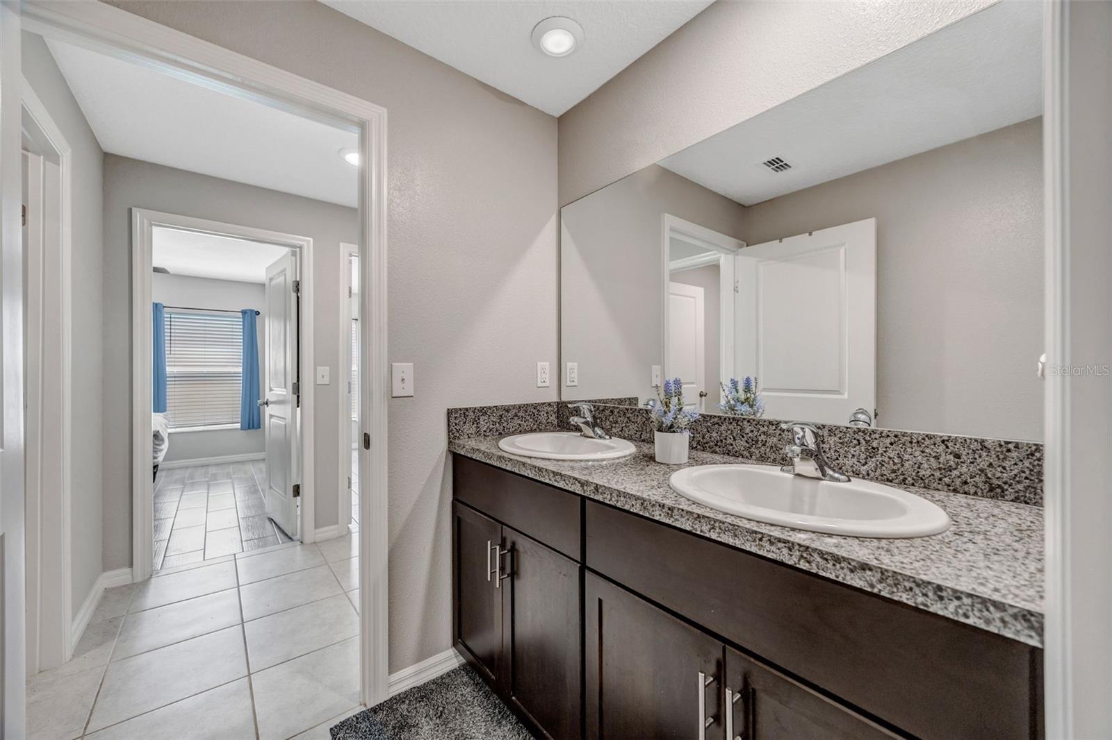 138 RAIN BERRY AVE, RUSKIN, FL — photo 15