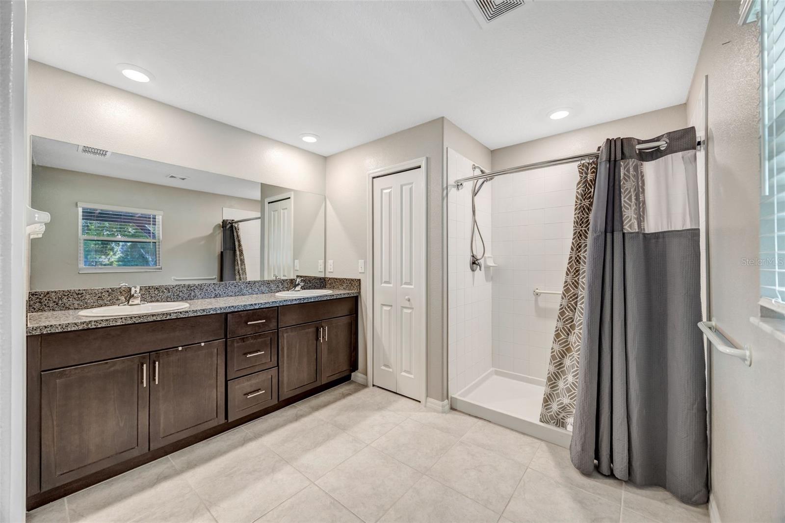 138 RAIN BERRY AVE, RUSKIN, FL — photo 28