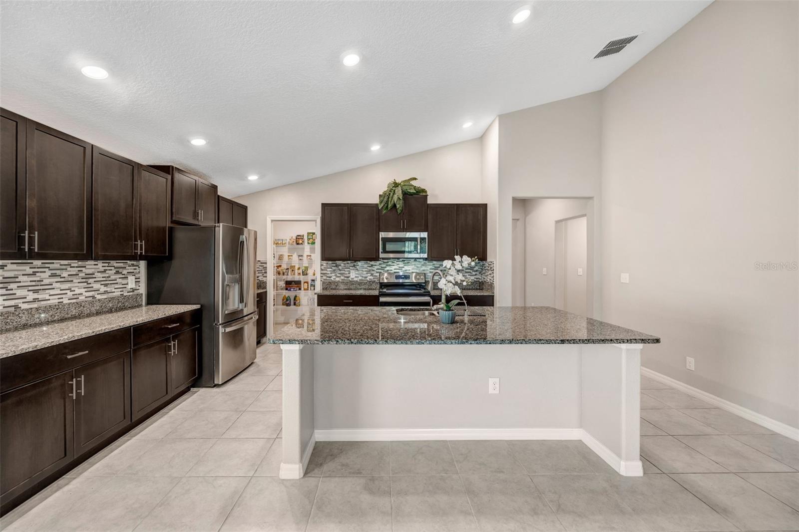 138 RAIN BERRY AVE, RUSKIN, FL — photo 39