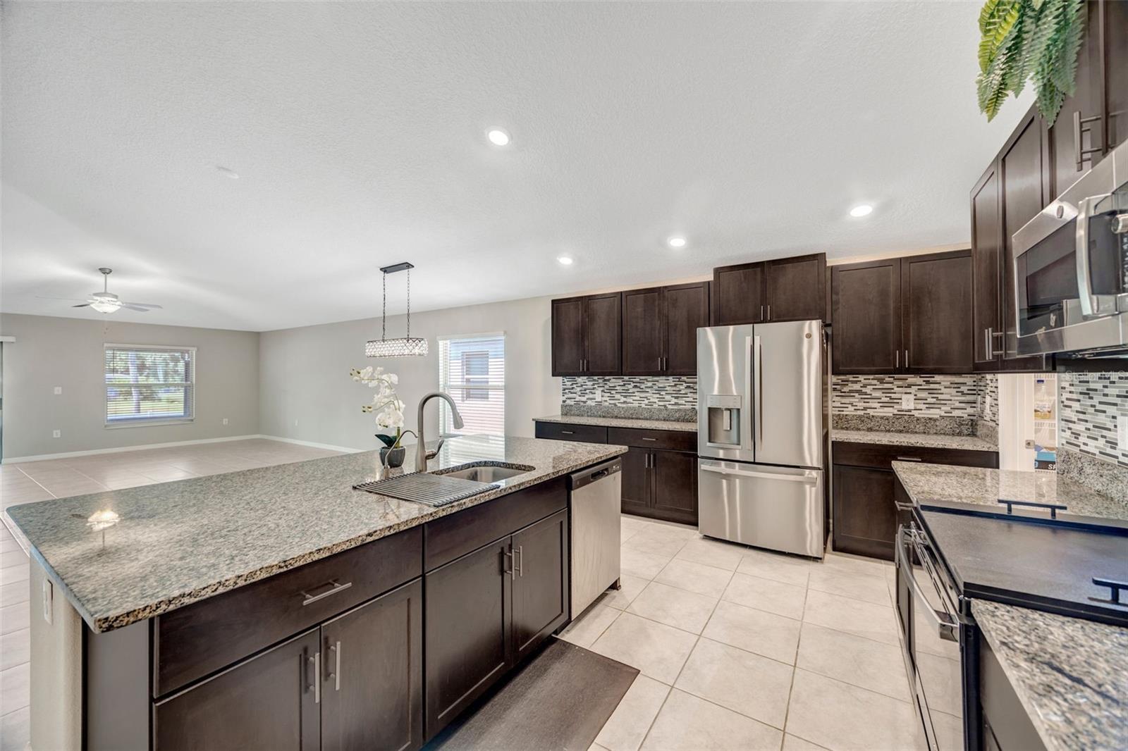 138 RAIN BERRY AVE, RUSKIN, FL — photo 43