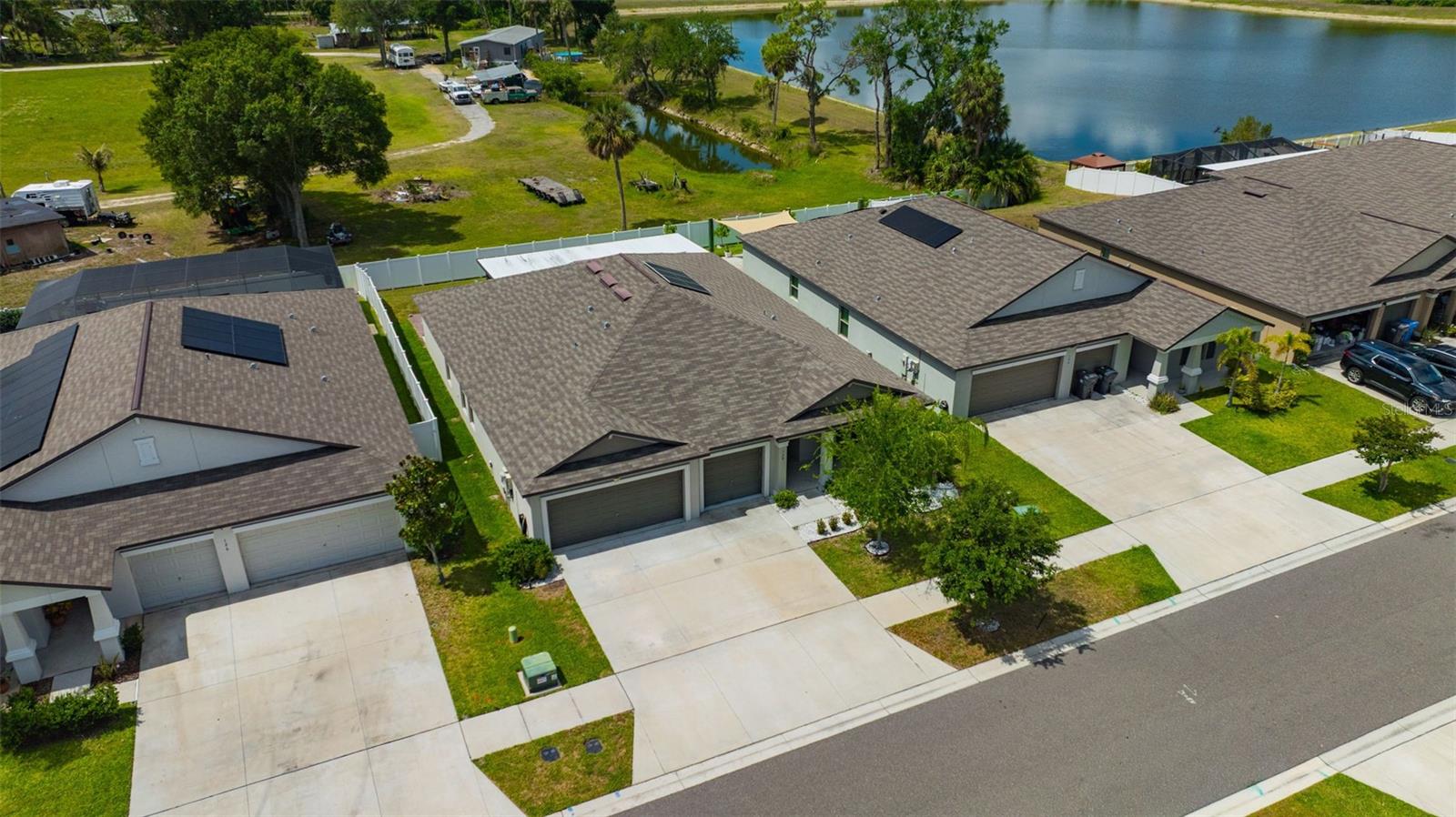 138 RAIN BERRY AVE, RUSKIN, FL — photo 54