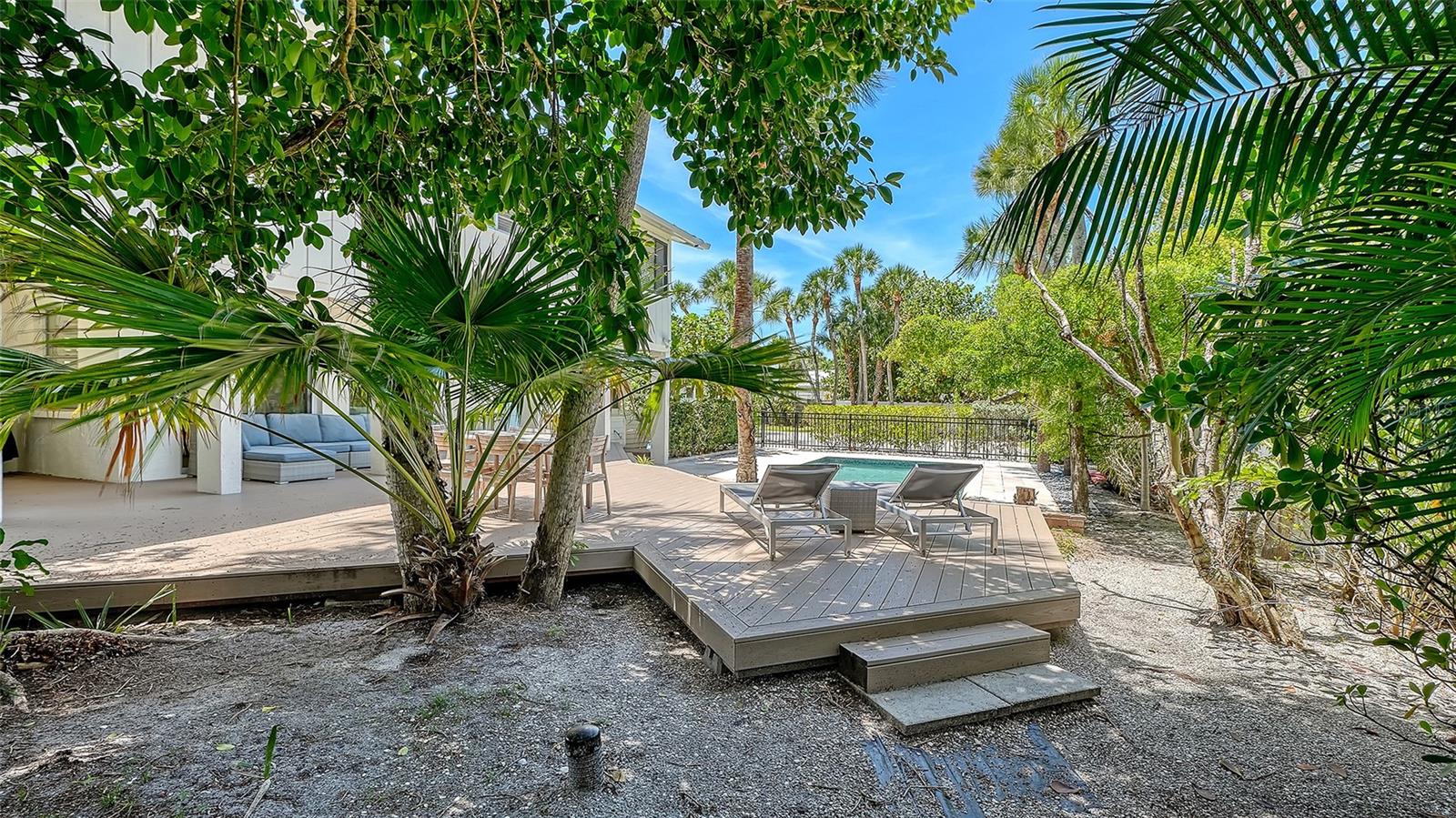 3708 SANDSPUR LN, NOKOMIS, FL — photo 9