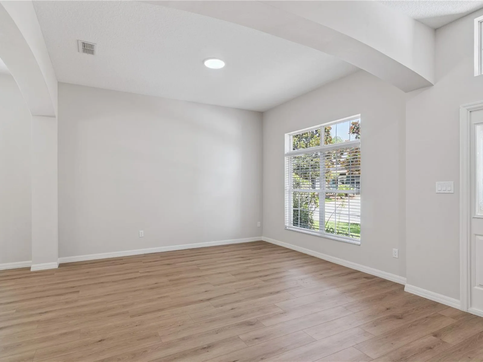 24345 AMBERLEAF CT, LEESBURG, FL — photo 12