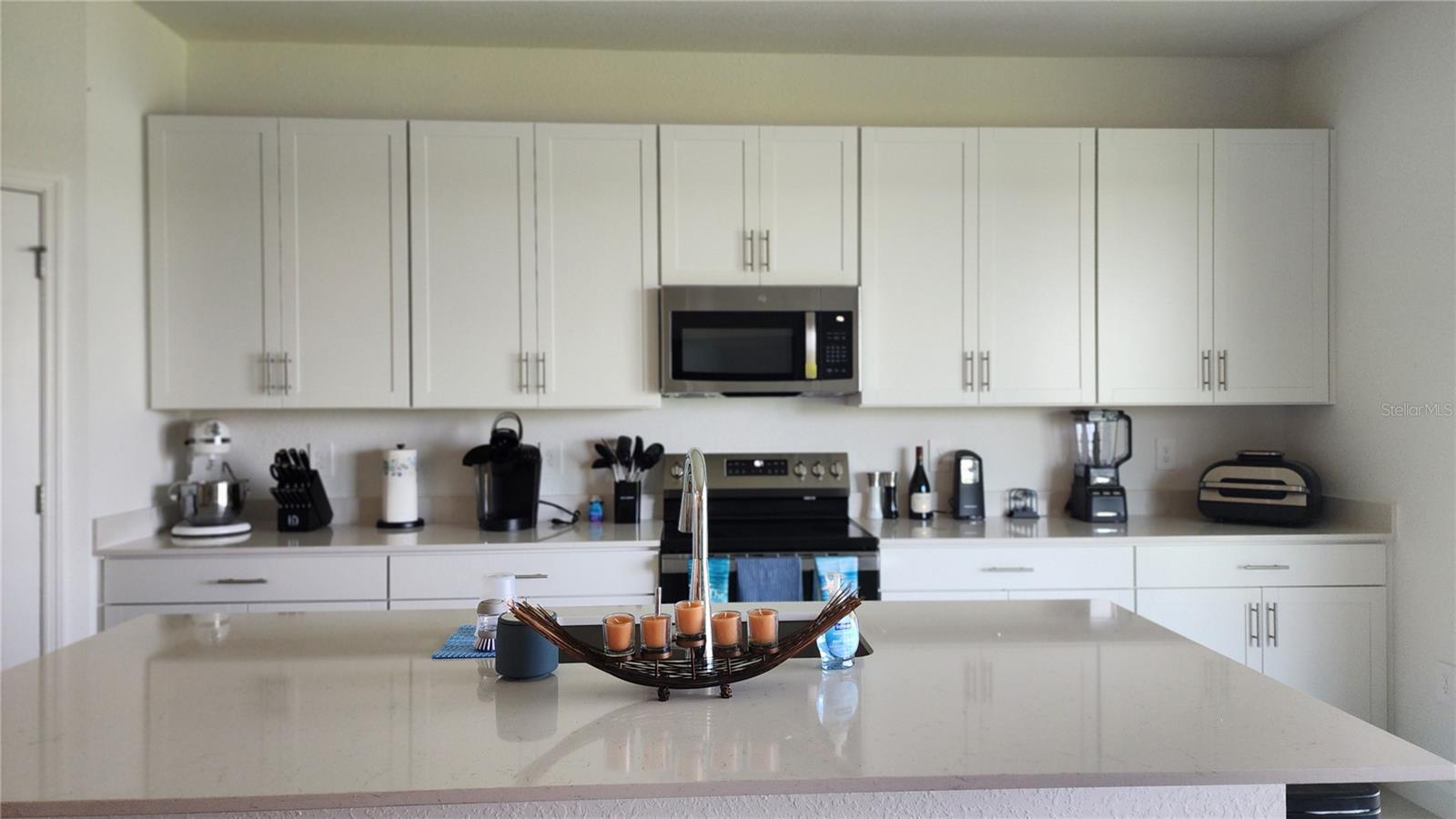 8146 SAINT KITTS CIR, ENGLEWOOD, FL — photo 2