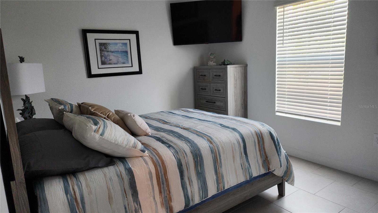 8146 SAINT KITTS CIR, ENGLEWOOD, FL — photo 9