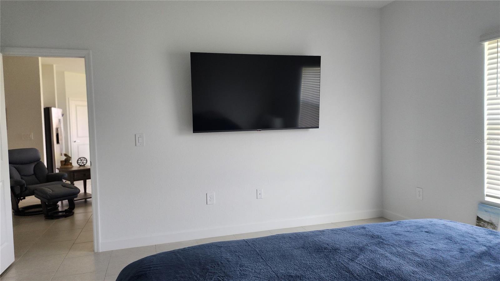 8146 SAINT KITTS CIR, ENGLEWOOD, FL — photo 12