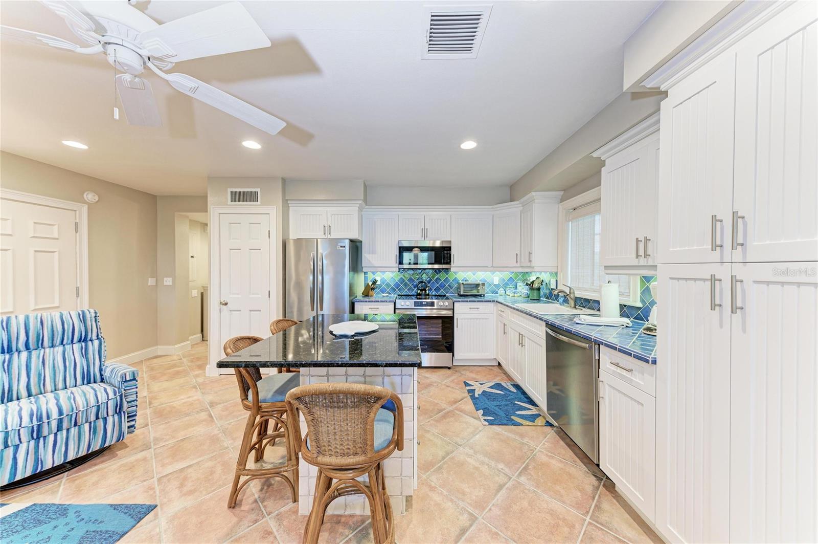 101 PALM AVE #1, ANNA MARIA, FL — photo 12