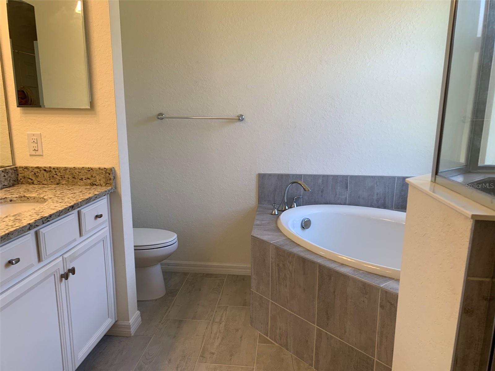 12259 AMICA LOOP, VENICE, FL — photo 12