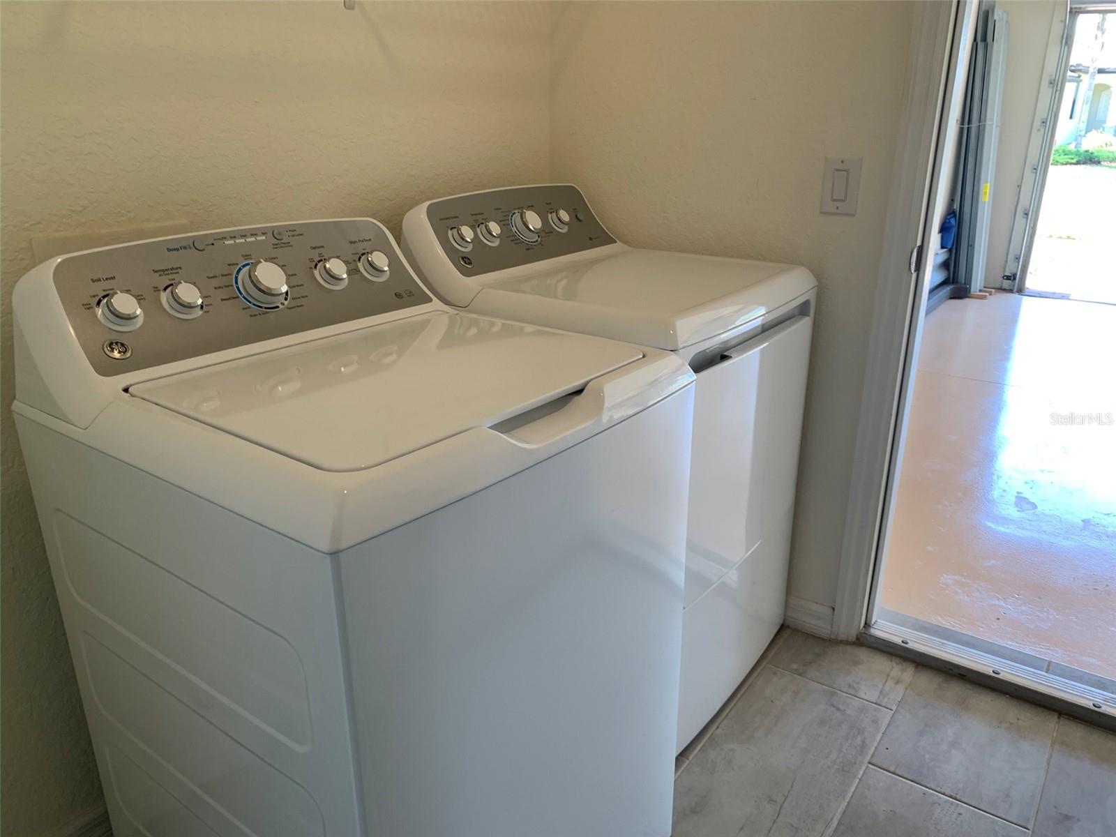 12259 AMICA LOOP, VENICE, FL — photo 18