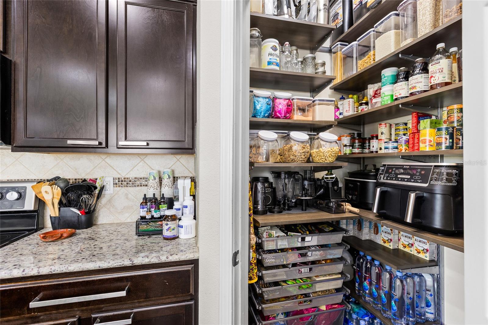 8738 TURNSTONE HAVEN PL, TAMPA, FL — photo 17