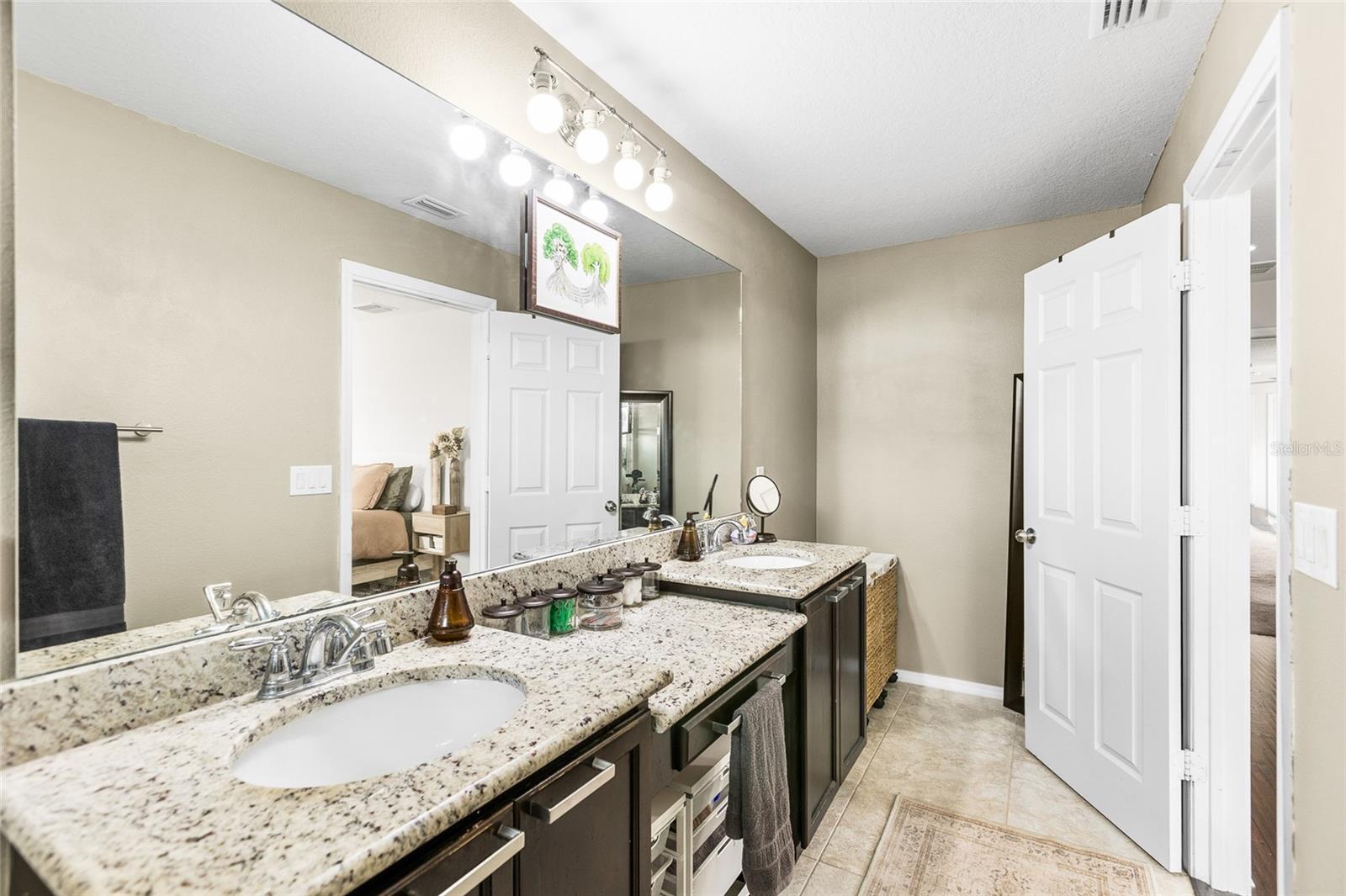 8738 TURNSTONE HAVEN PL, TAMPA, FL — photo 33