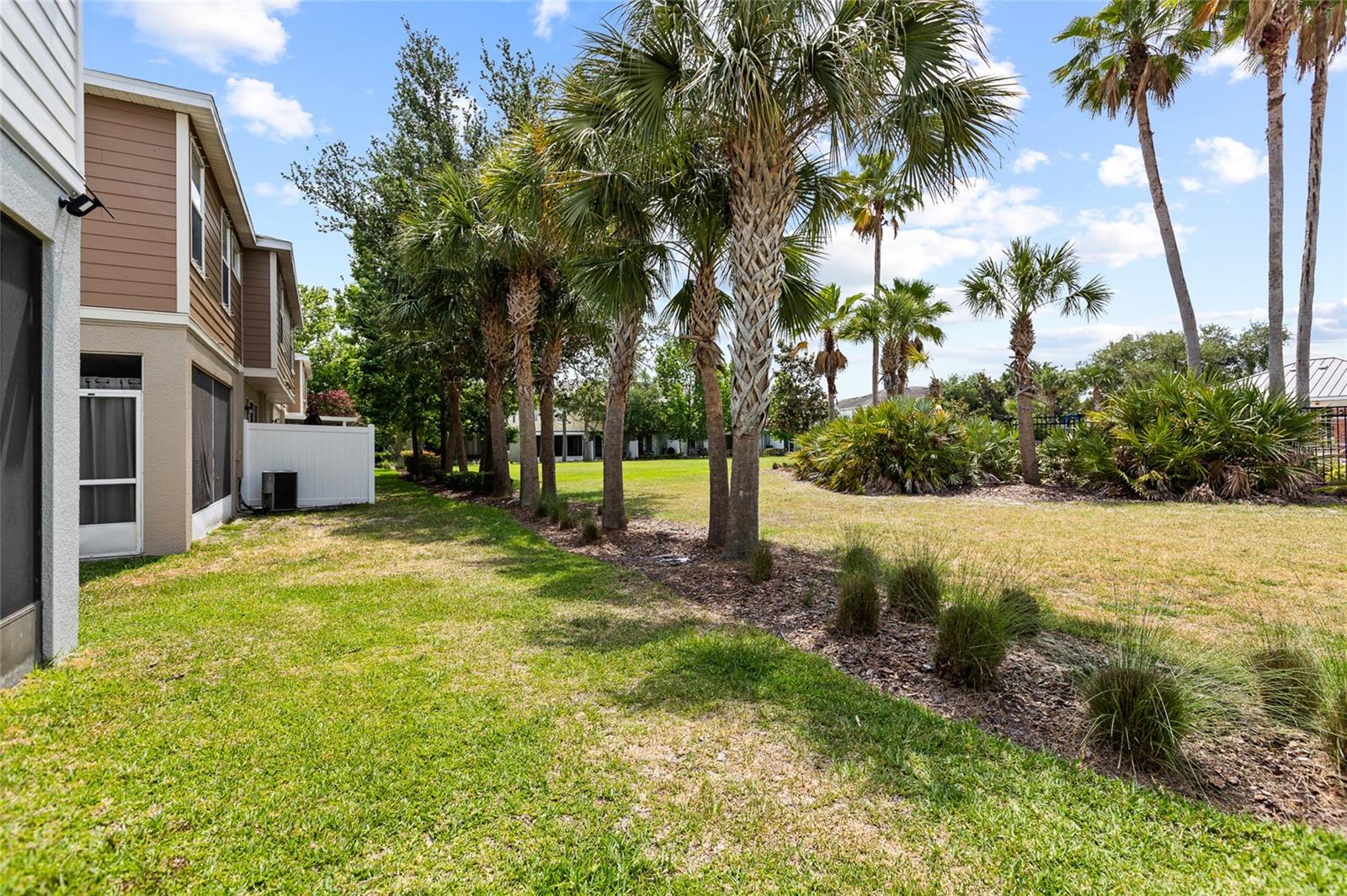 8738 TURNSTONE HAVEN PL, TAMPA, FL — photo 40
