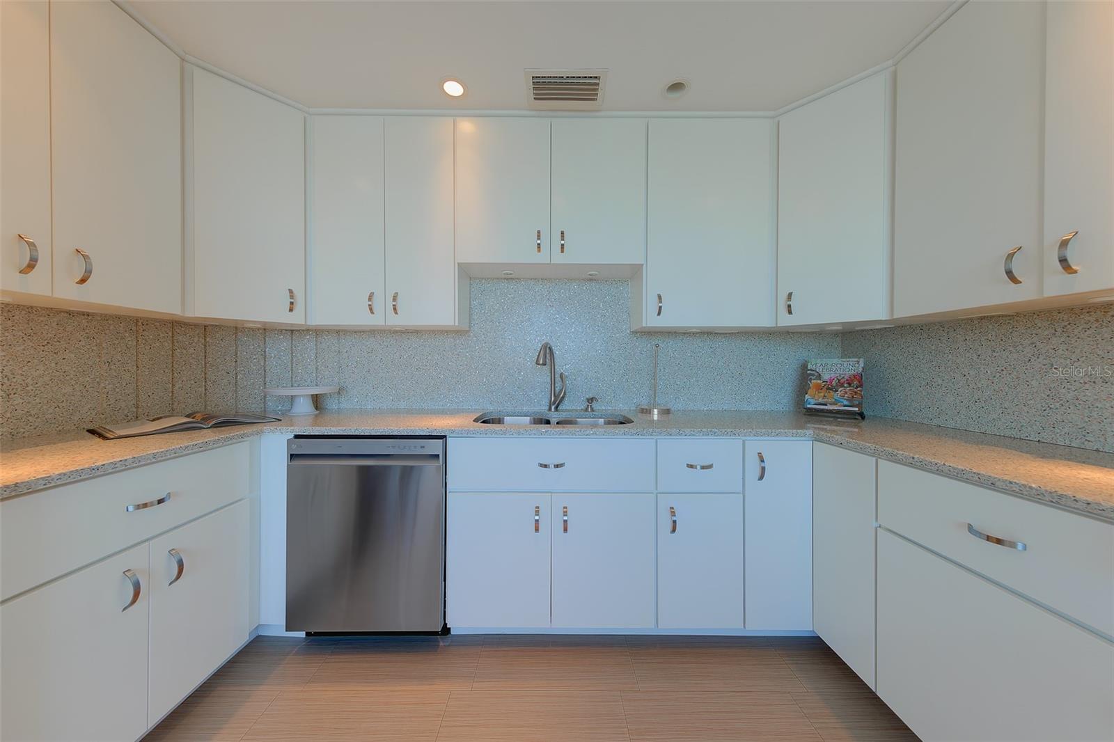 8 BELLEVIEW BLVD #507, BELLEAIR, FL — photo 18