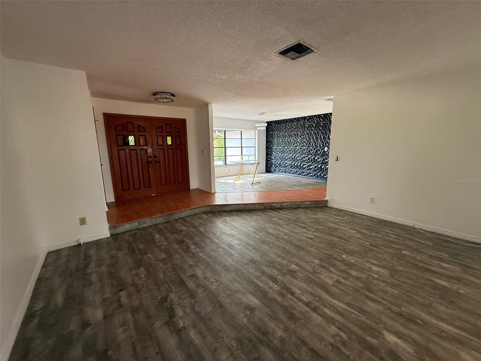 5312 SUWANNEE RD, WEEKI WACHEE, FL — photo 8