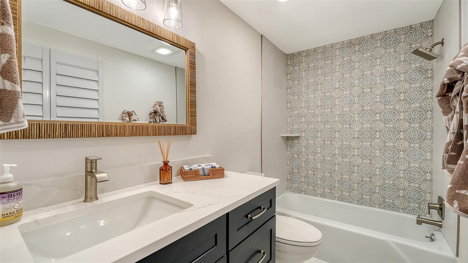711 SPANISH DR S, LONGBOAT KEY, FL — photo 29
