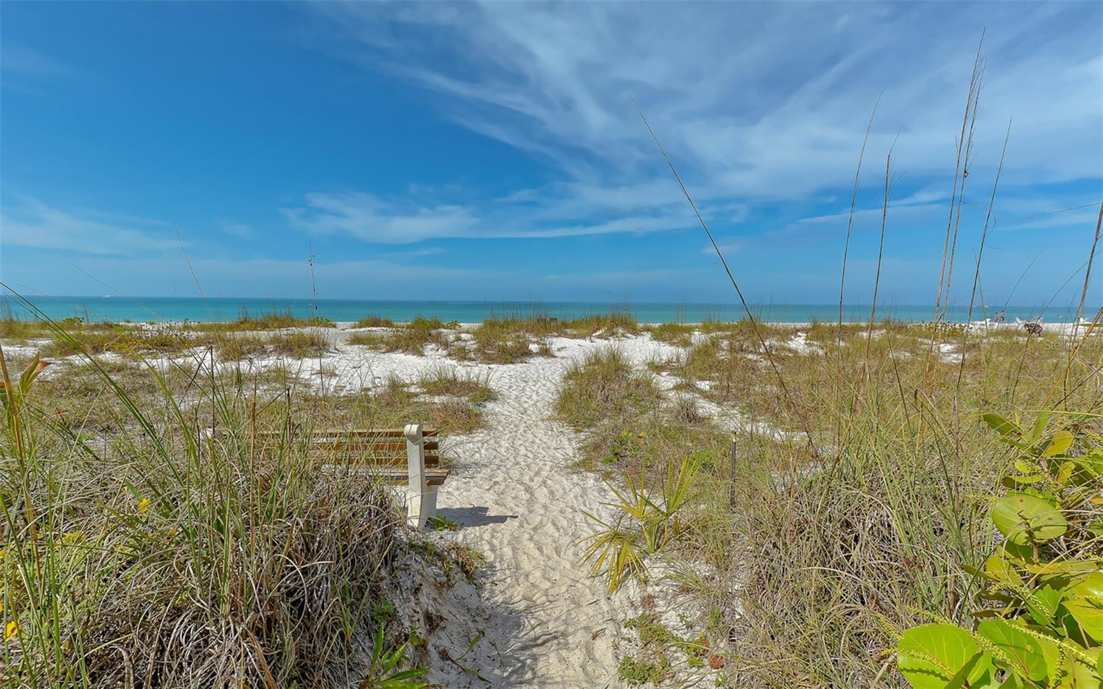 711 SPANISH DR S, LONGBOAT KEY, FL — photo 54