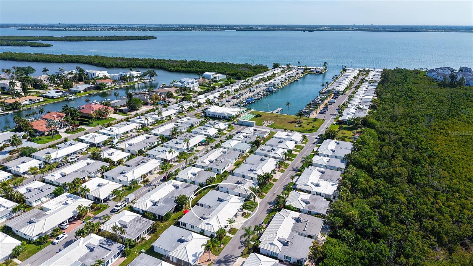 711 SPANISH DR S, LONGBOAT KEY, FL — photo 59