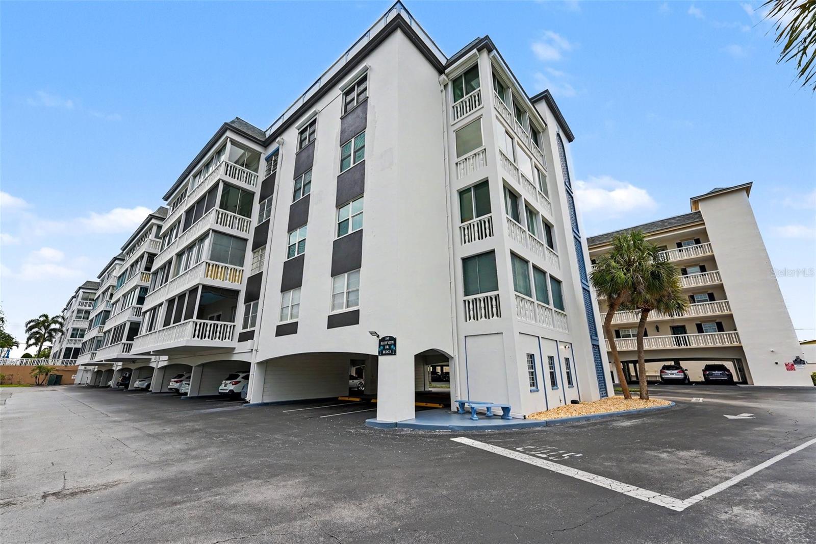 139 BLUFF VIEW DR #104, BELLEAIR BLUFFS, FL — photo 24