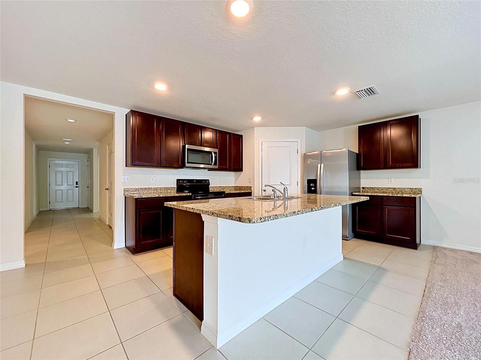 7804 DAVIE RAY DR, ZEPHYRHILLS, FL — photo 6