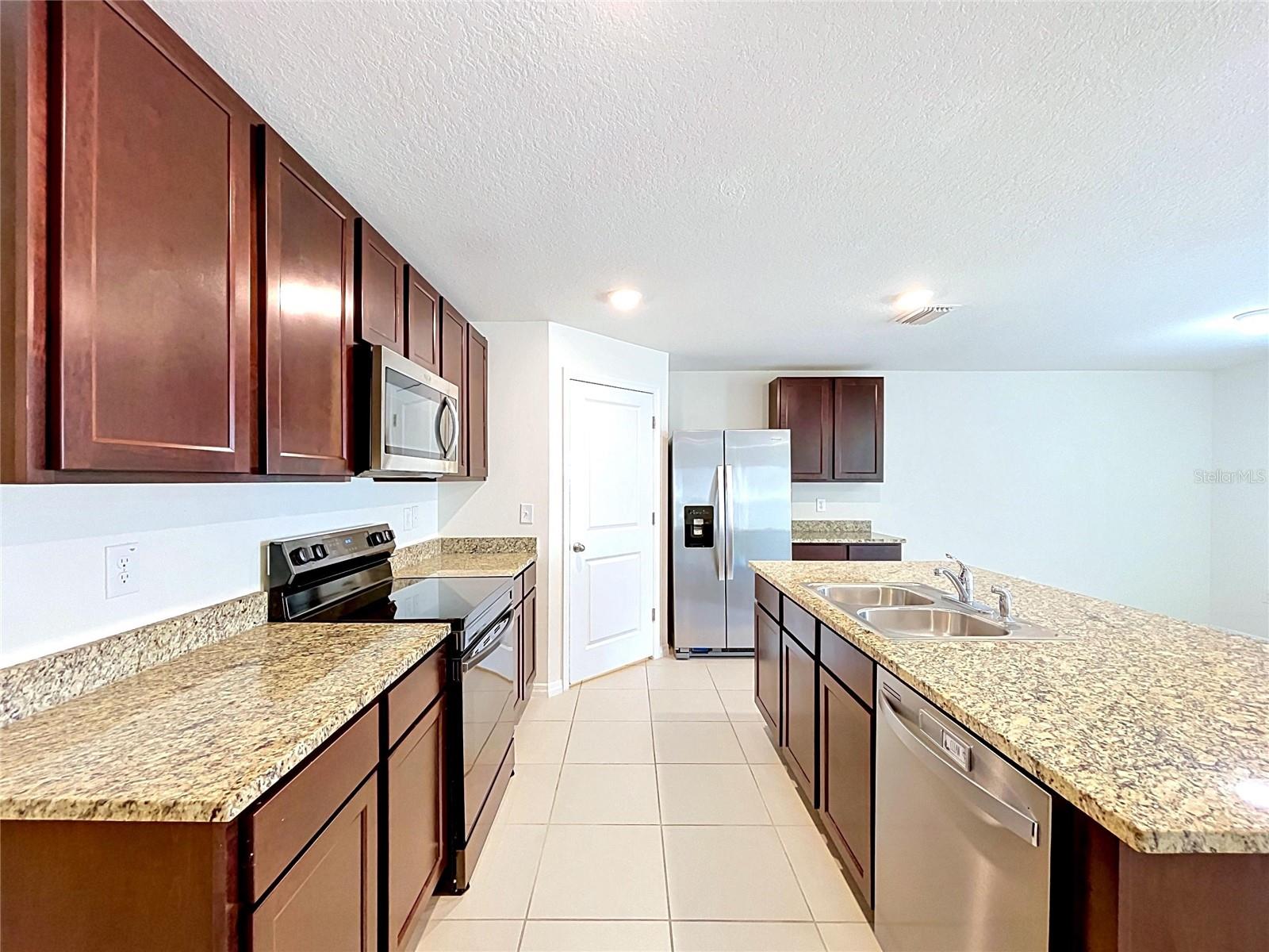 7804 DAVIE RAY DR, ZEPHYRHILLS, FL — photo 21