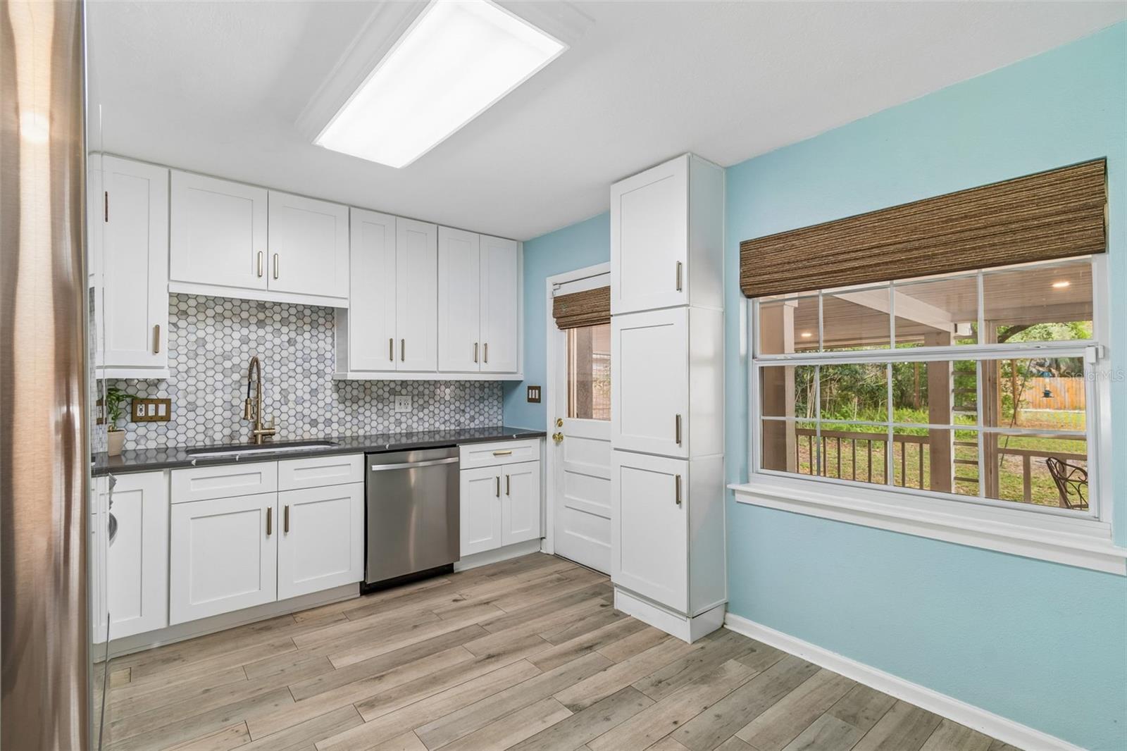 1304 E KNOLLWOOD ST, TAMPA, FL — photo 7