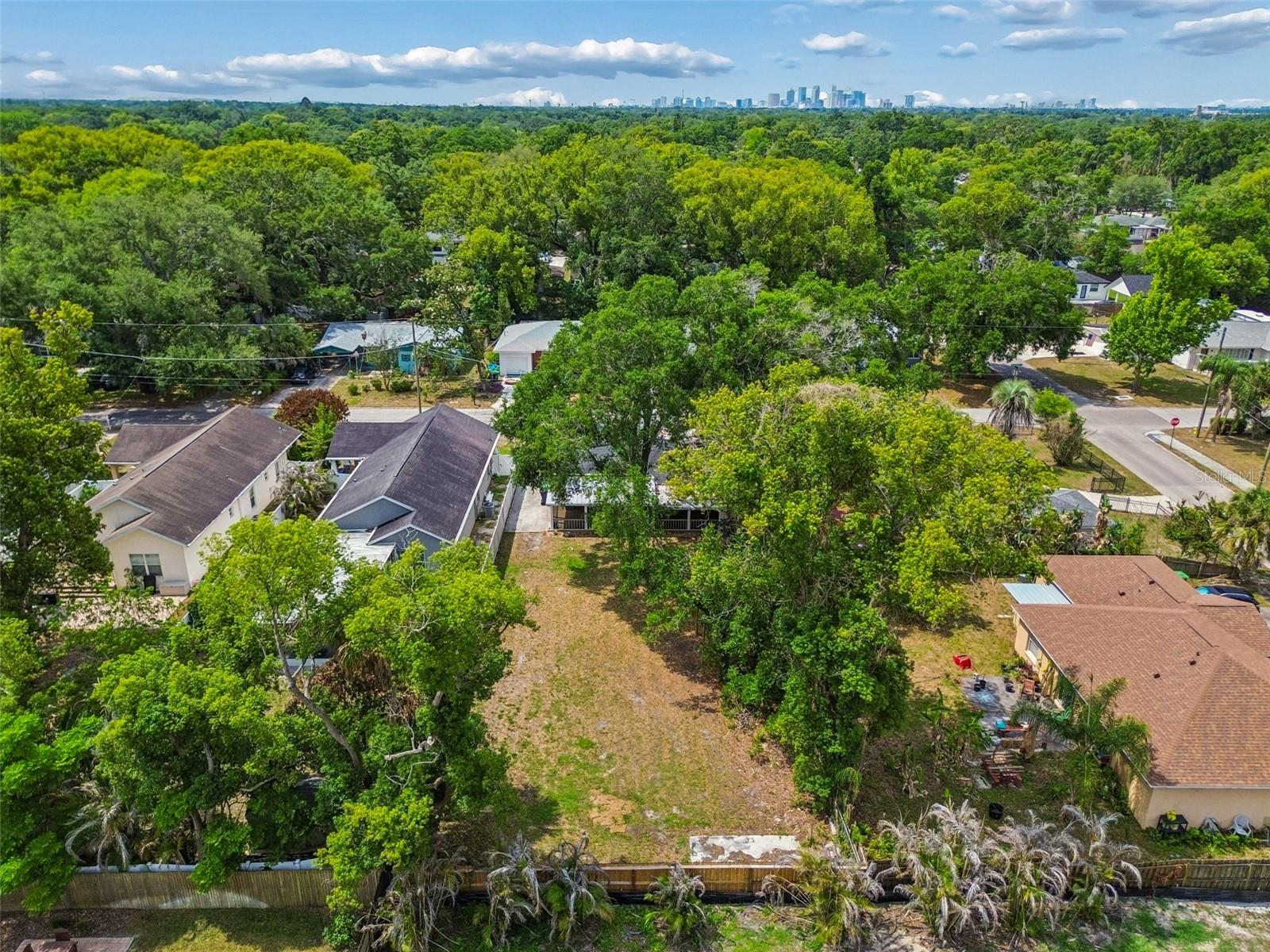1304 E KNOLLWOOD ST, TAMPA, FL — photo 30