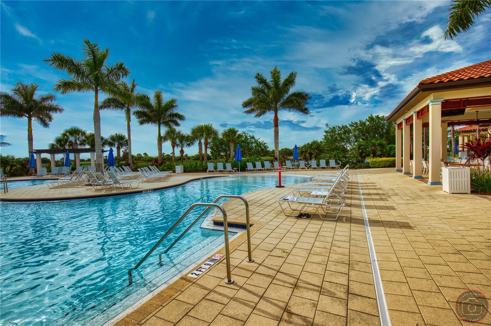 10825 TARFLOWER DR #202, VENICE, FL — photo 2