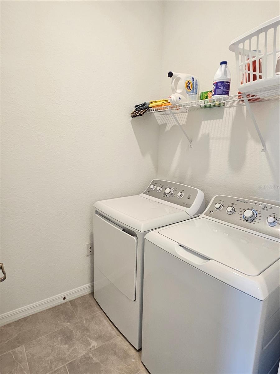 10825 TARFLOWER DR #202, VENICE, FL — photo 40