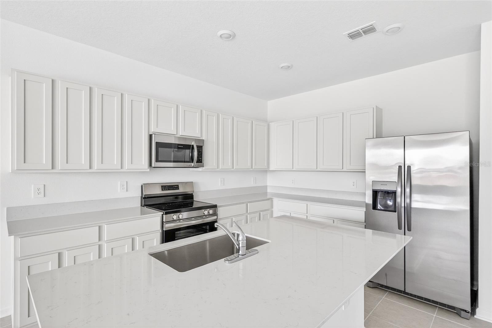391 SOL VISTA DR, DUNDEE, FL — photo 6