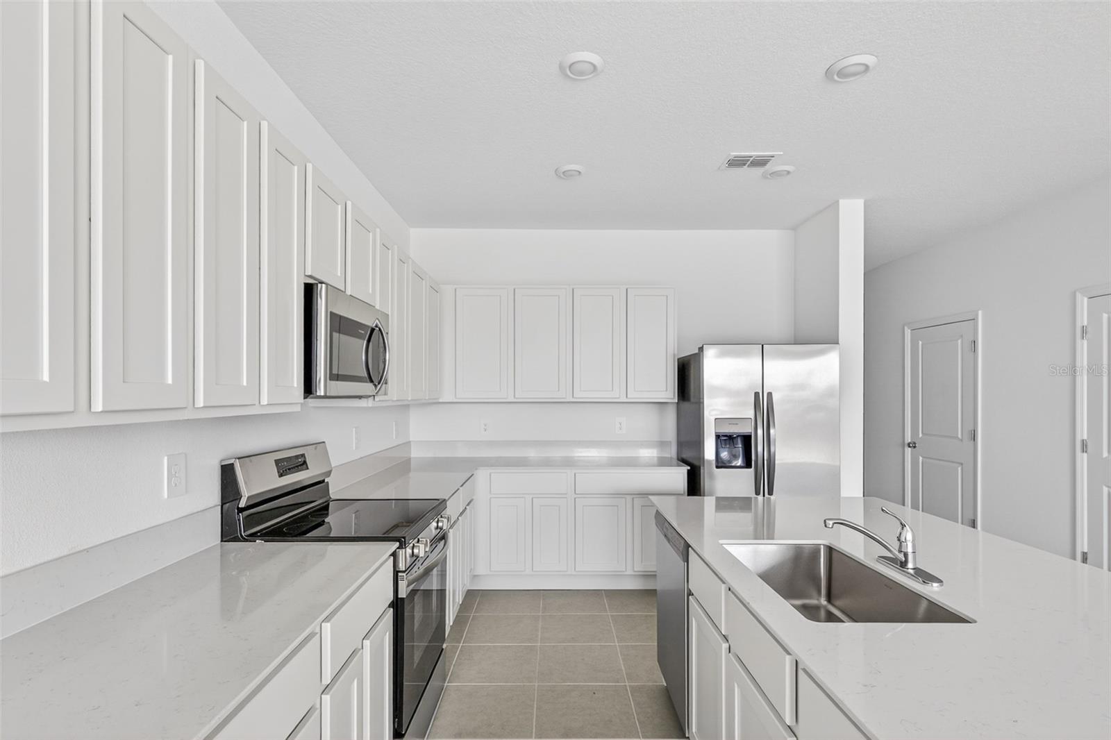 391 SOL VISTA DR, DUNDEE, FL — photo 7