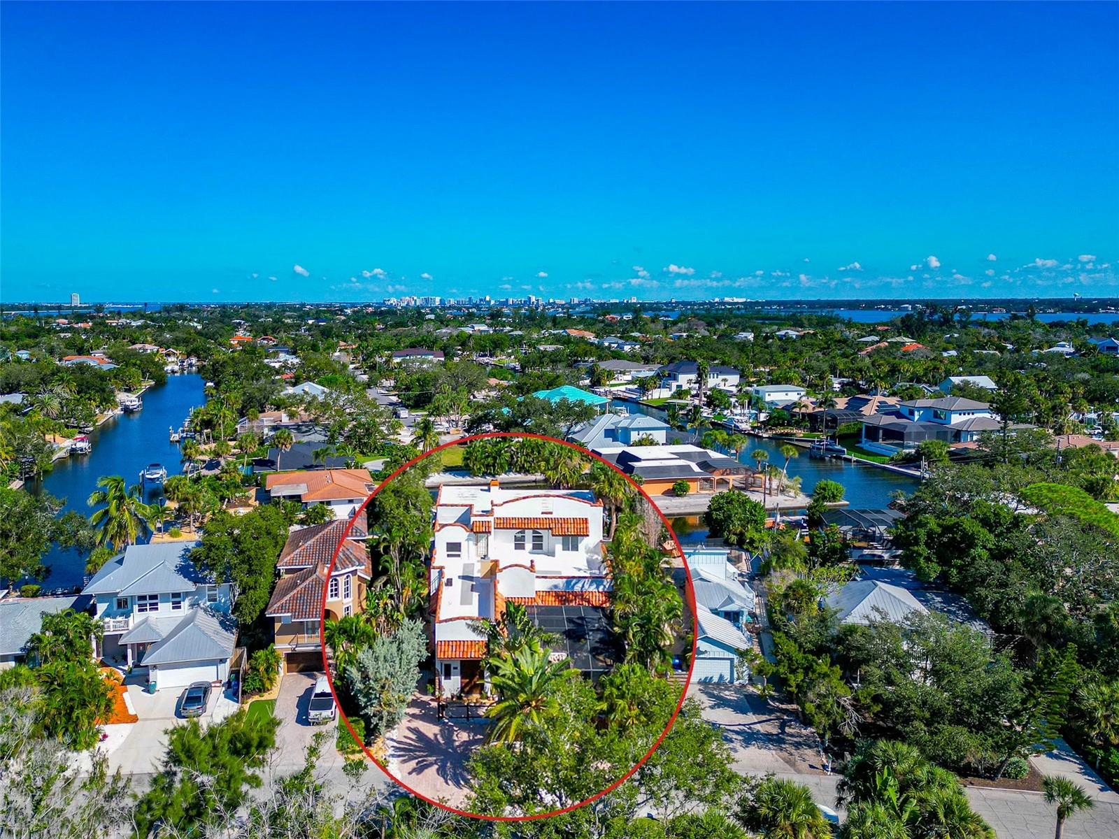 681 AVENIDA DE MAYO, SARASOTA, FL — photo 2