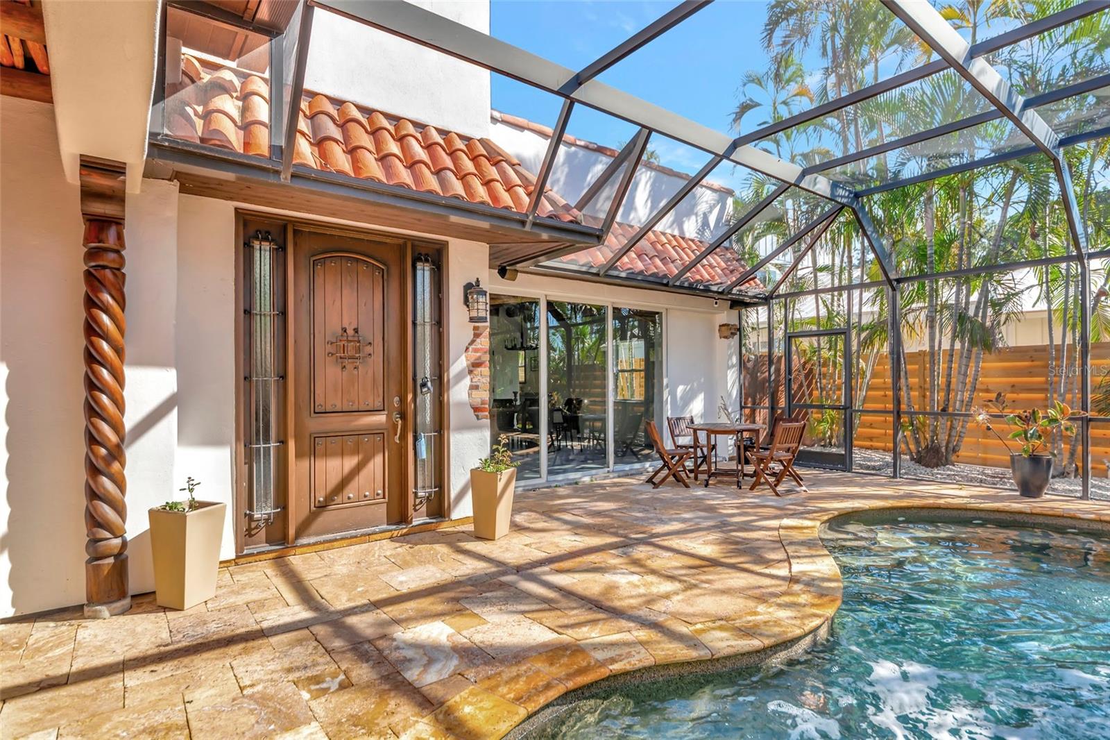681 AVENIDA DE MAYO, SARASOTA, FL — photo 9