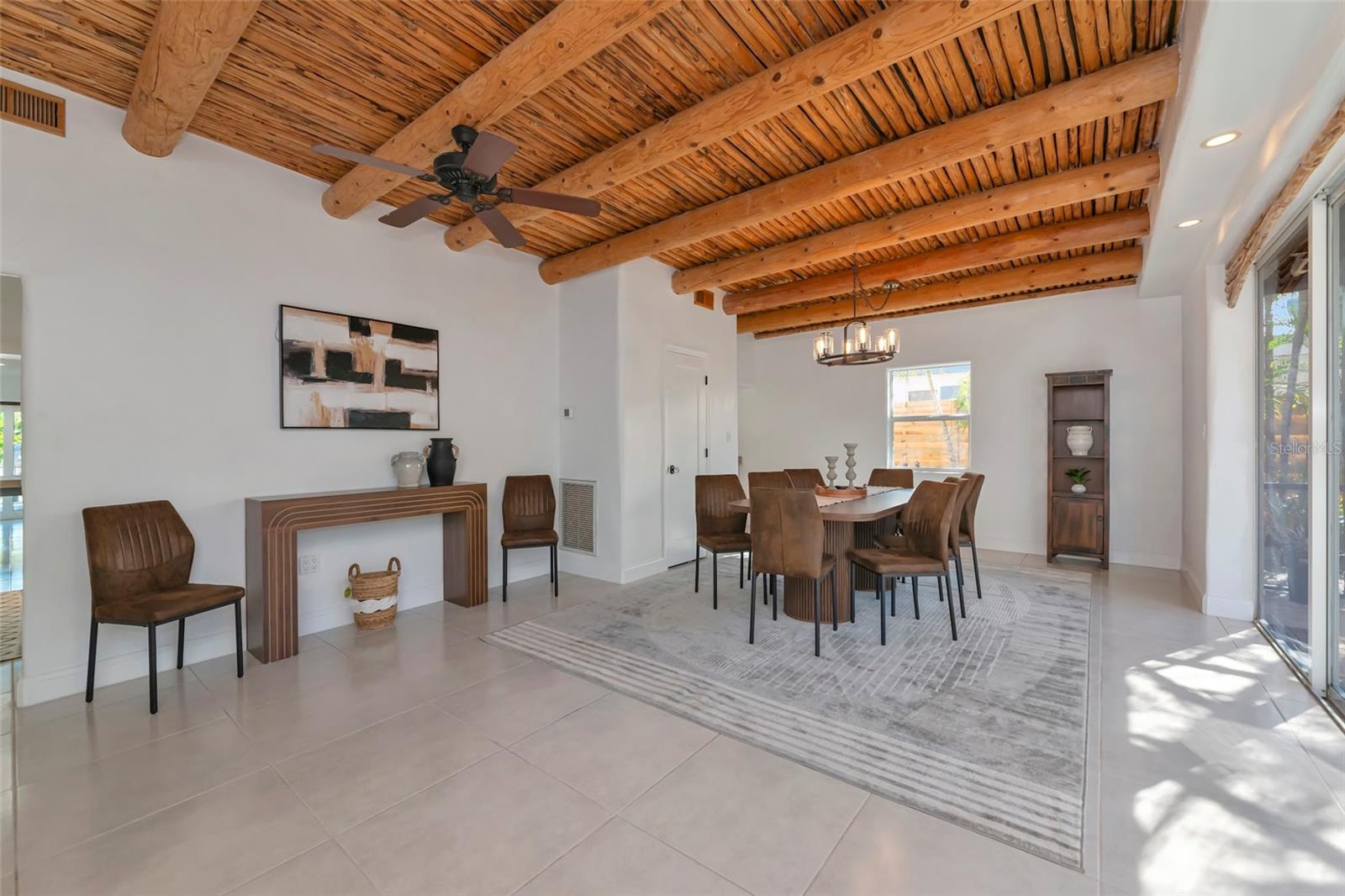 681 AVENIDA DE MAYO, SARASOTA, FL — photo 17
