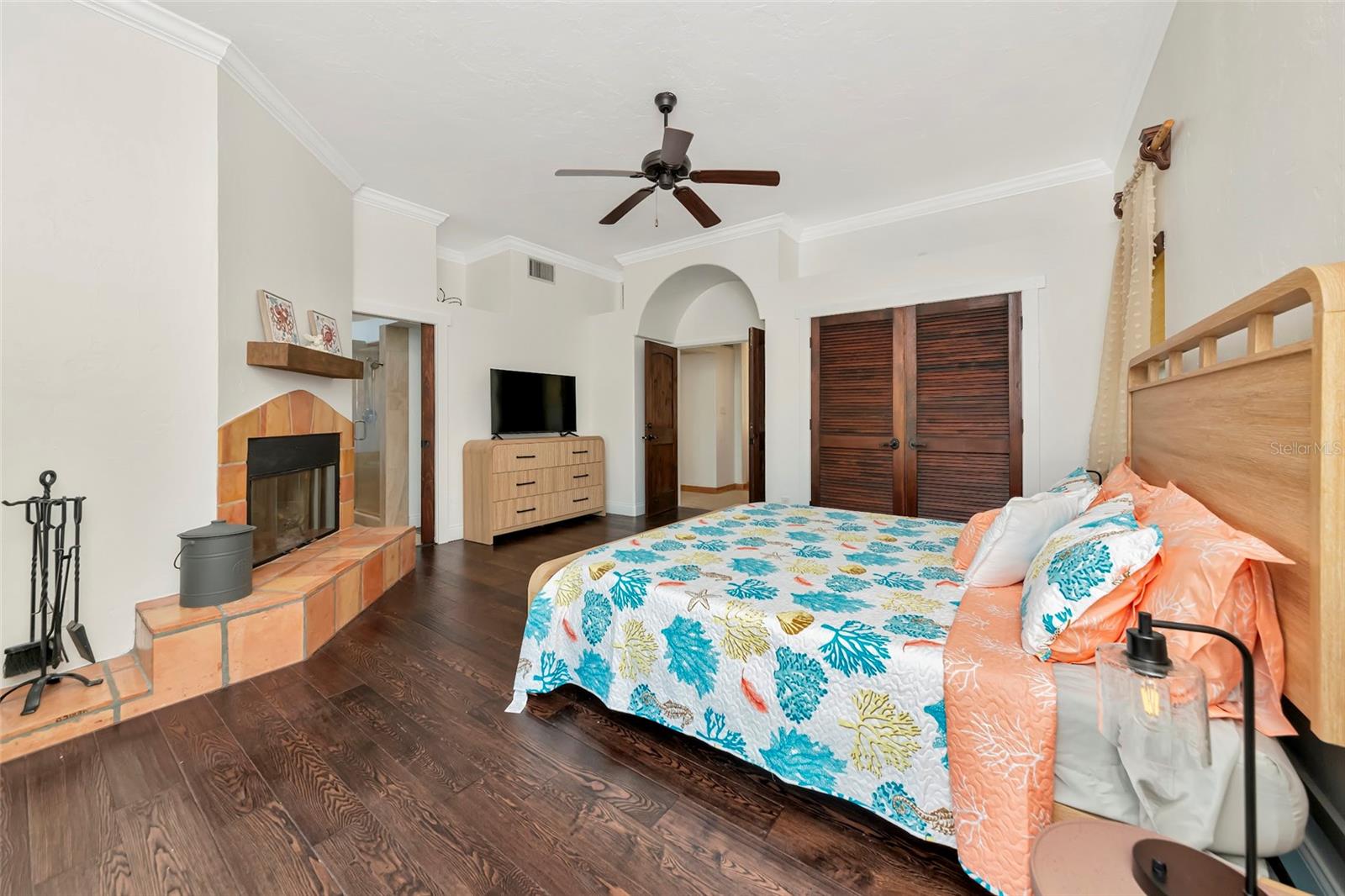 681 AVENIDA DE MAYO, SARASOTA, FL — photo 37