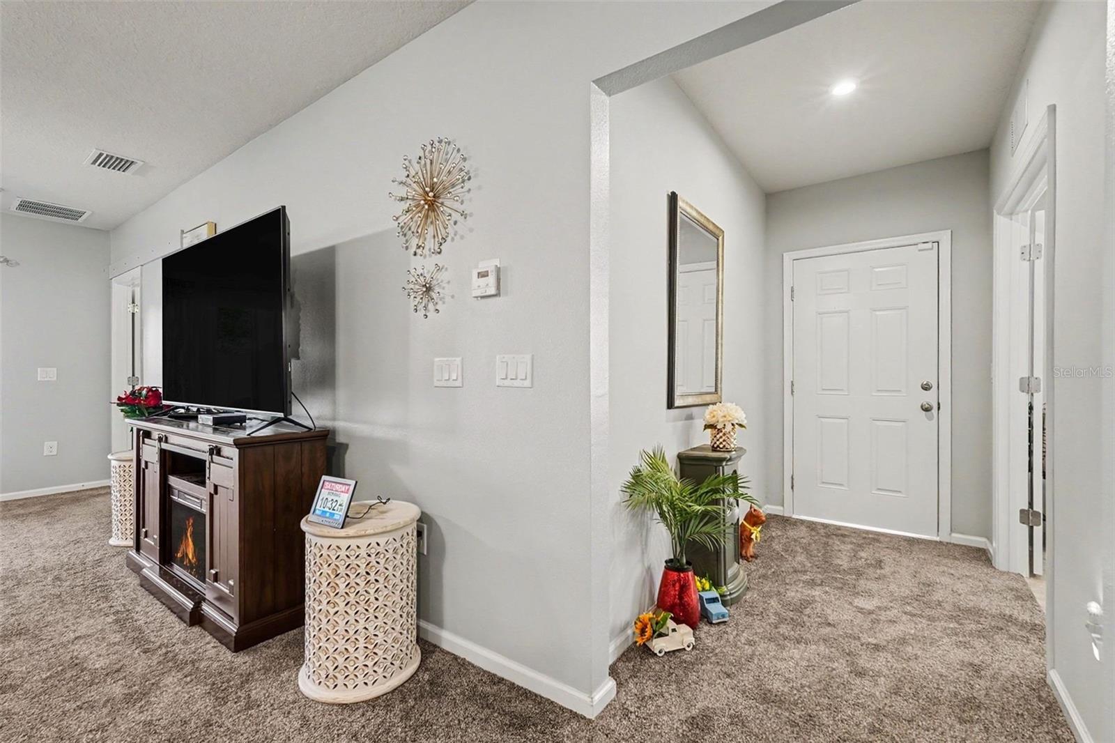 17745 TURNING LEAF CIR, LAND O LAKES, FL — photo 4