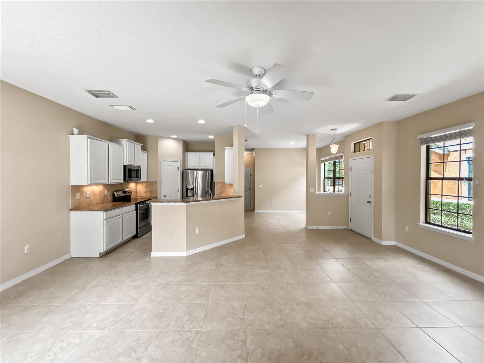 16615 KINGLETSIDE CT, LITHIA, FL — photo 7