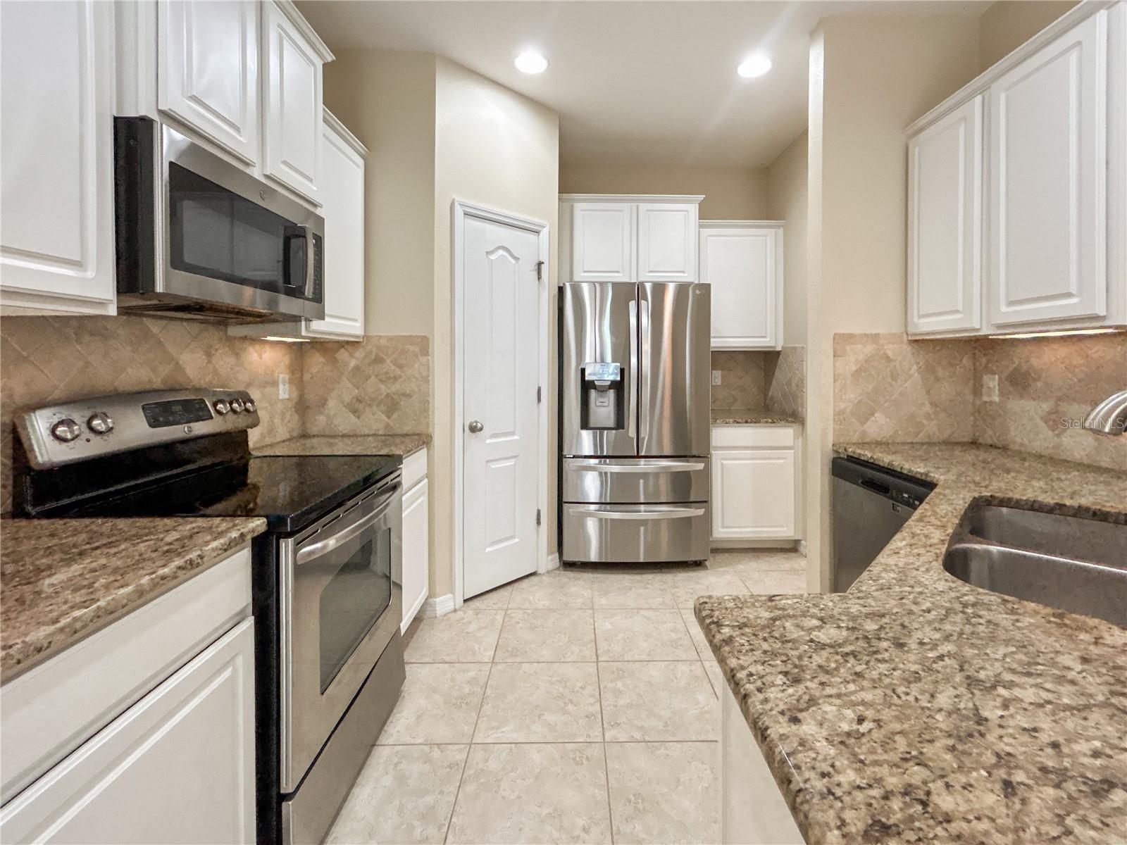 16615 KINGLETSIDE CT, LITHIA, FL — photo 10