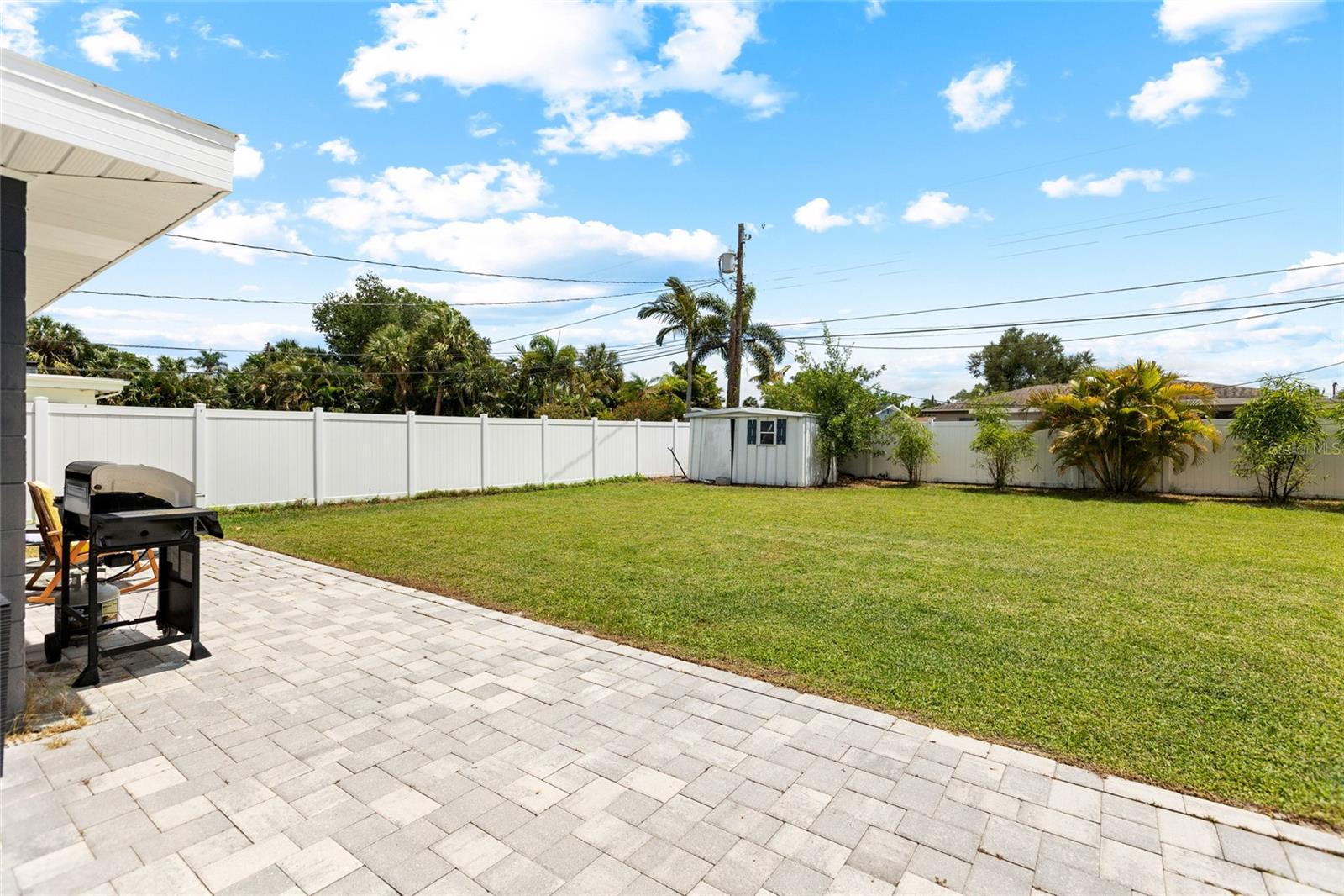 1124 40TH AVE NE, ST PETERSBURG, FL — photo 38