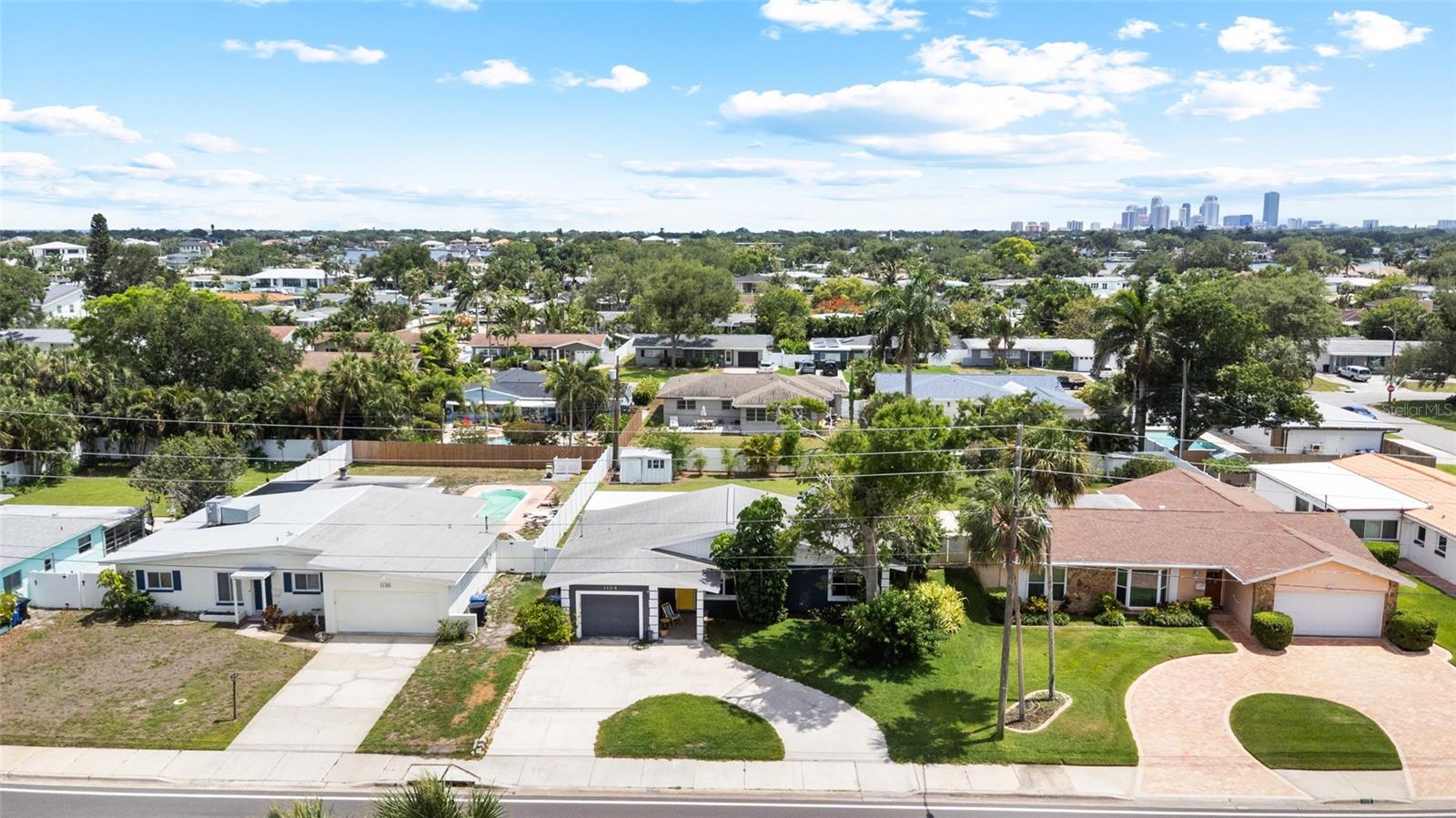 1124 40TH AVE NE, ST PETERSBURG, FL — photo 45